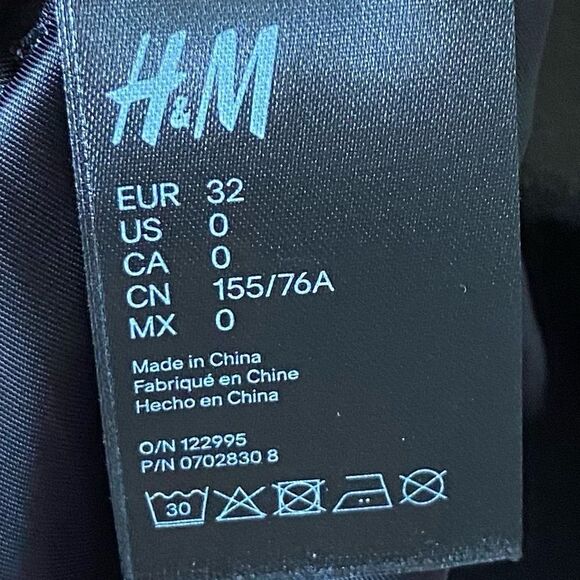 H&M x Moschino TV Mini Gold Black Dress Chain Print Size 0 - Picture 15 of 15